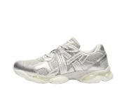 Onitsuka Tiger Light Grey Classic Sneakers