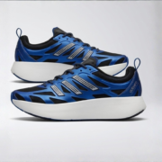 Performance Running Shoes – Lightweight Athletic Trainers